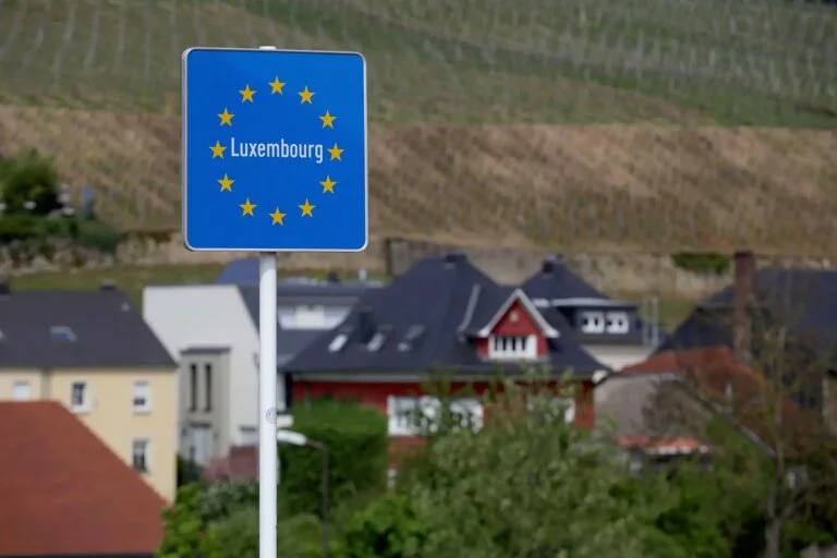 Move to Luxembourg Free with Your Family